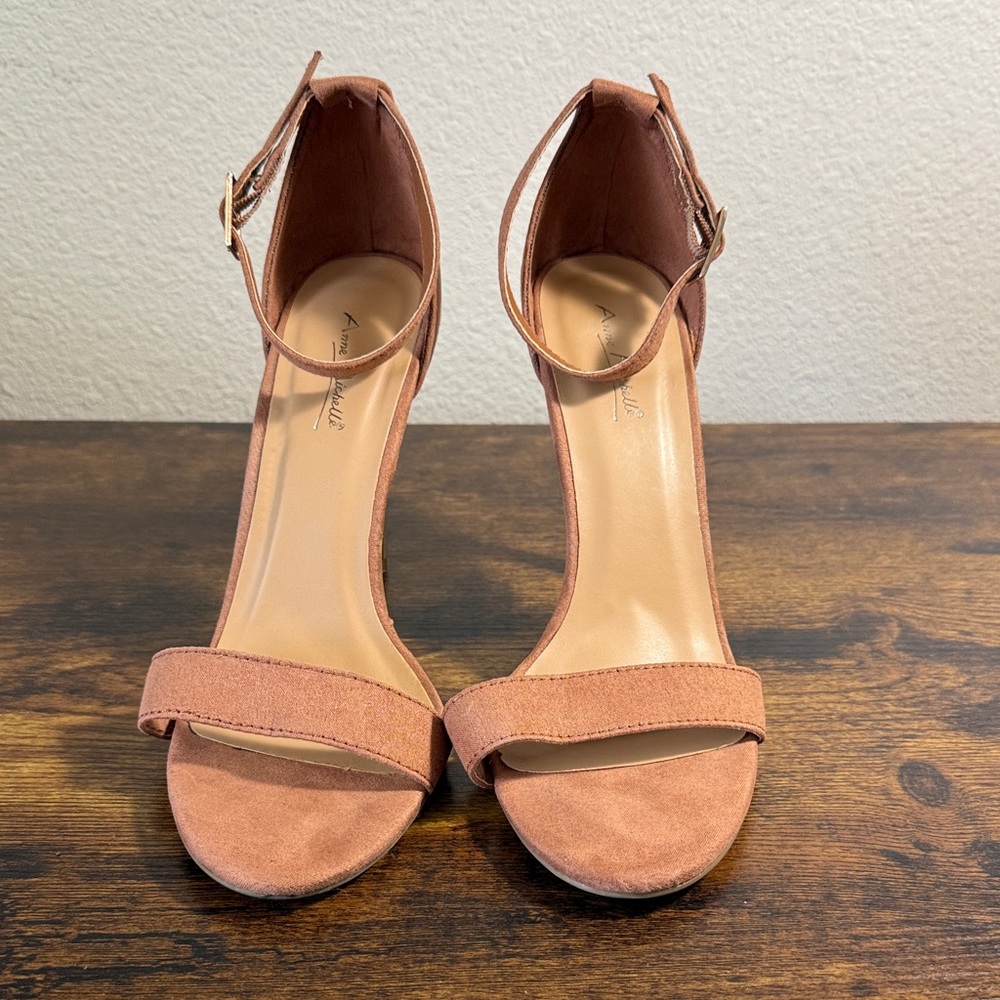 Anne Michelle Women's Ankle Strap Heels Size 7